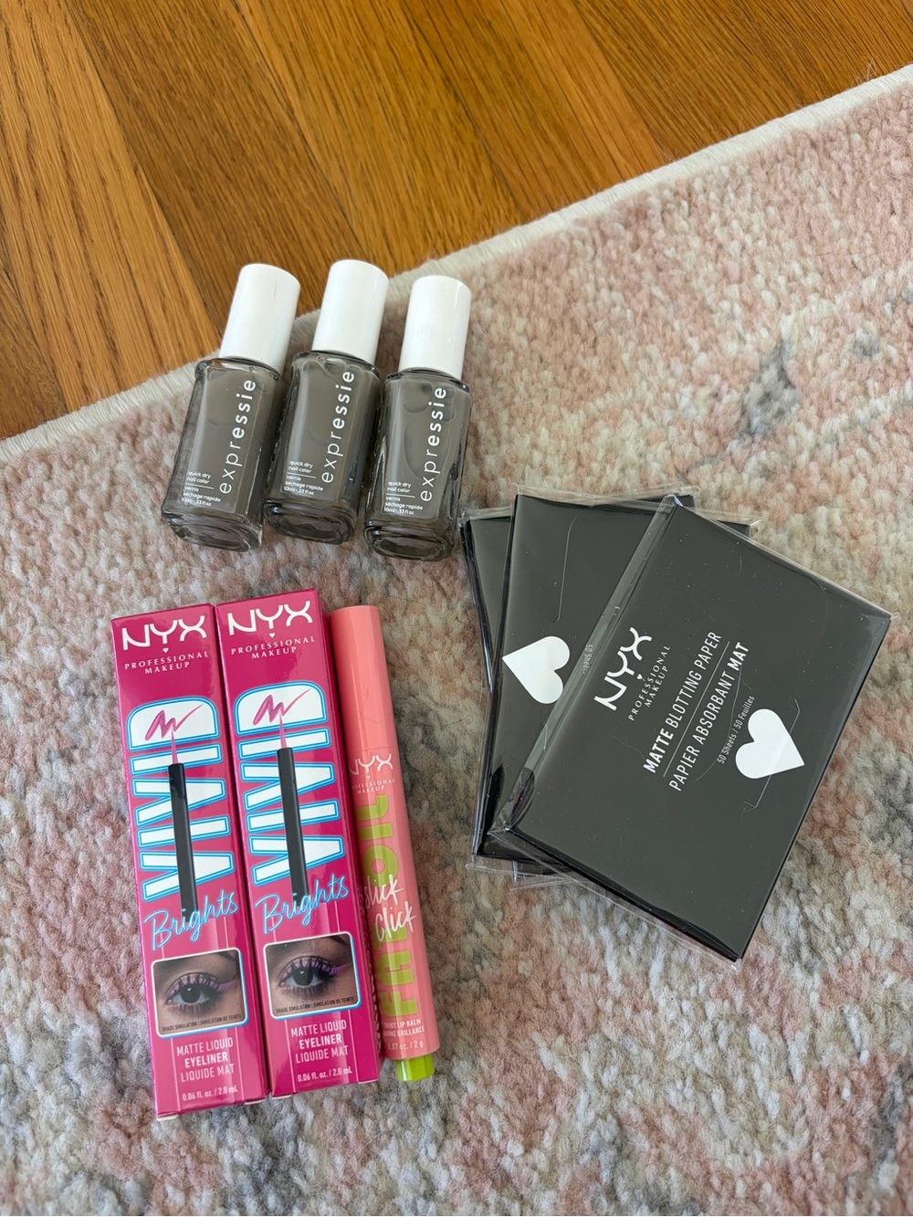 Brights Matte Liquid Eyeliner & Expressie Nail Polish - Pink & Gray Set